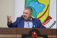 Ex-vereador Chico Anhaia anuncia desfilia